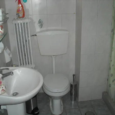 Apartment Ground In *